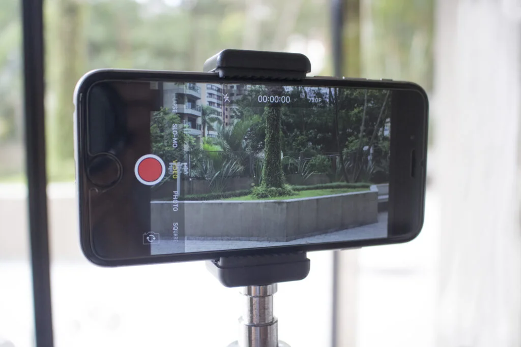 Smartphone no tripé