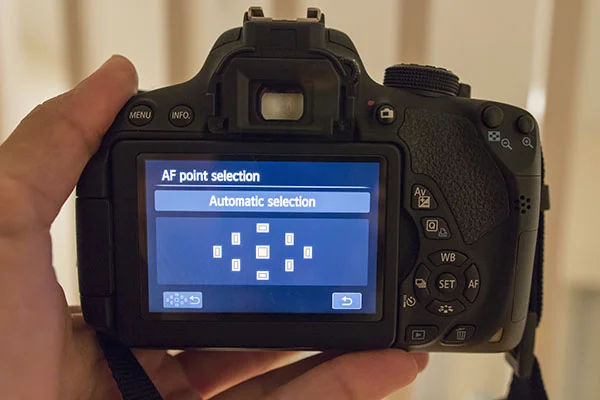 Parte traseira de câmera DSLR