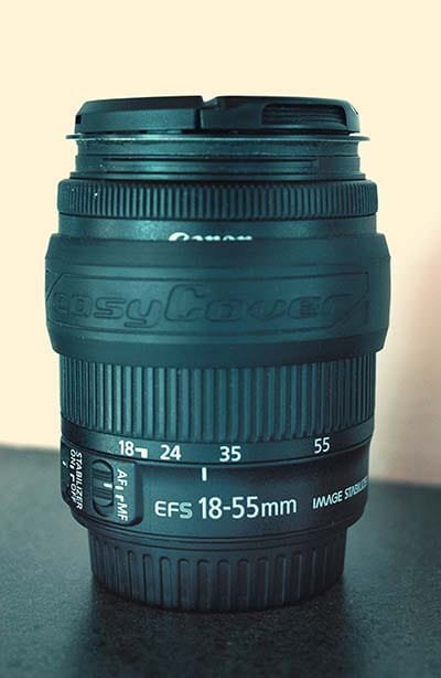 EF-S 18-55mm f/3.5-5.6 IS STM
