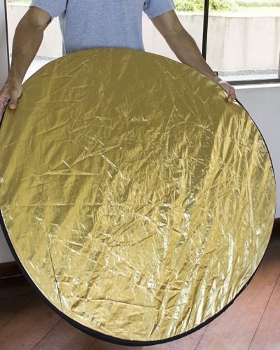 Rebatedor circular dourado Rebatedor circular dourado